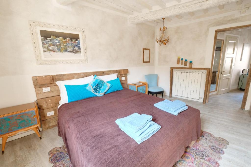 La Boheme suite with AC and wifi – Lucca