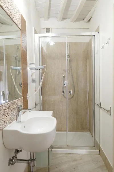 La Boheme suite with AC and wifi – Photos 6